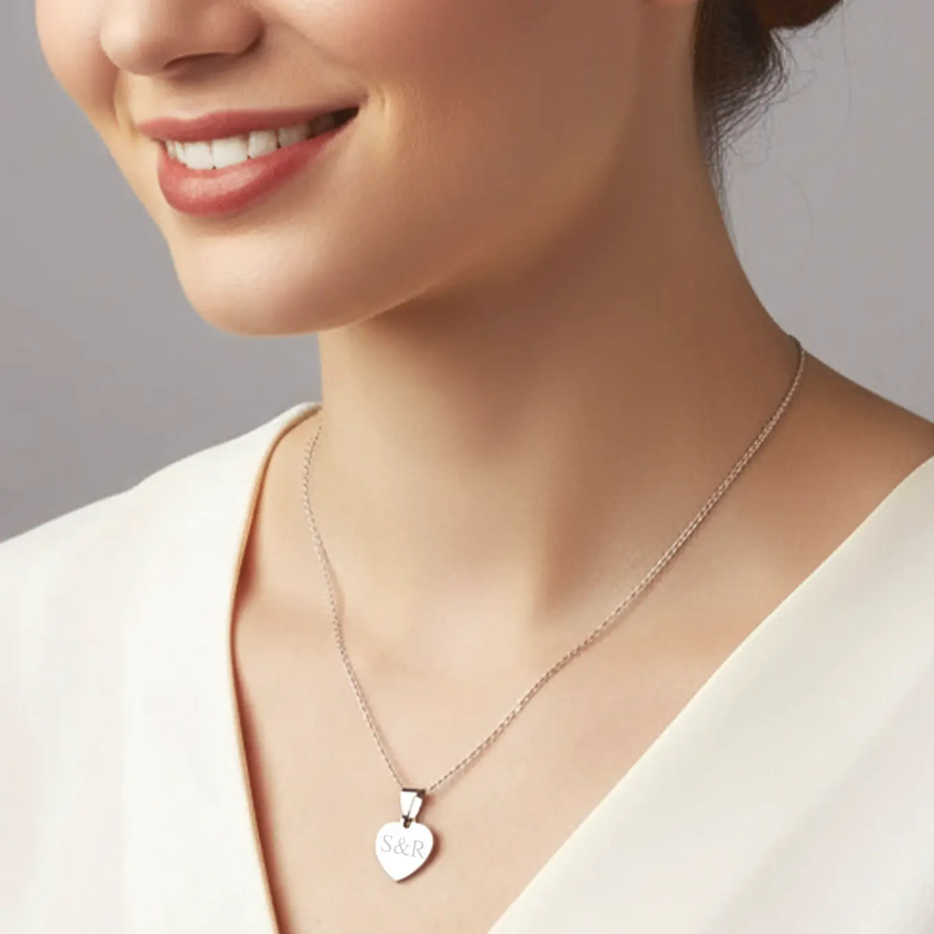 Personalisierte Herzkette mit Gravur “Besties” - Image 22