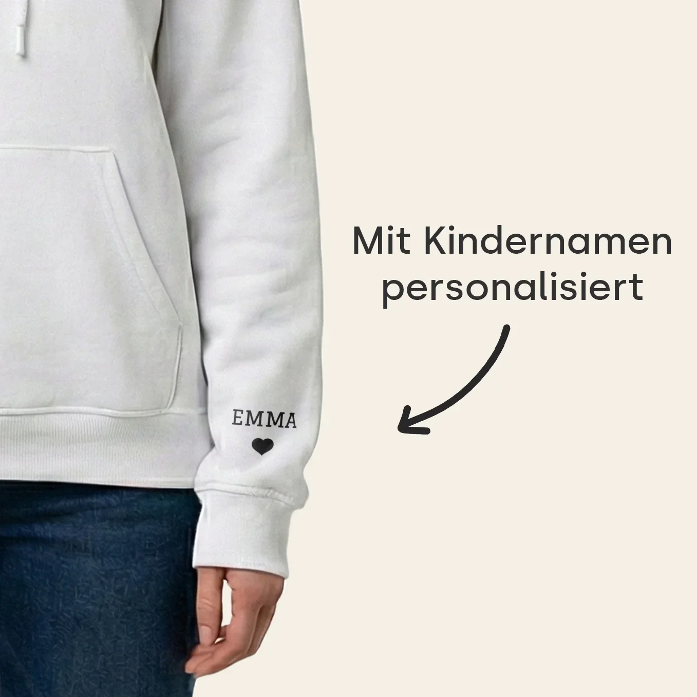 Personalisierter Hoodie "Mama Herz" mit Ärmeldruck - Image 5