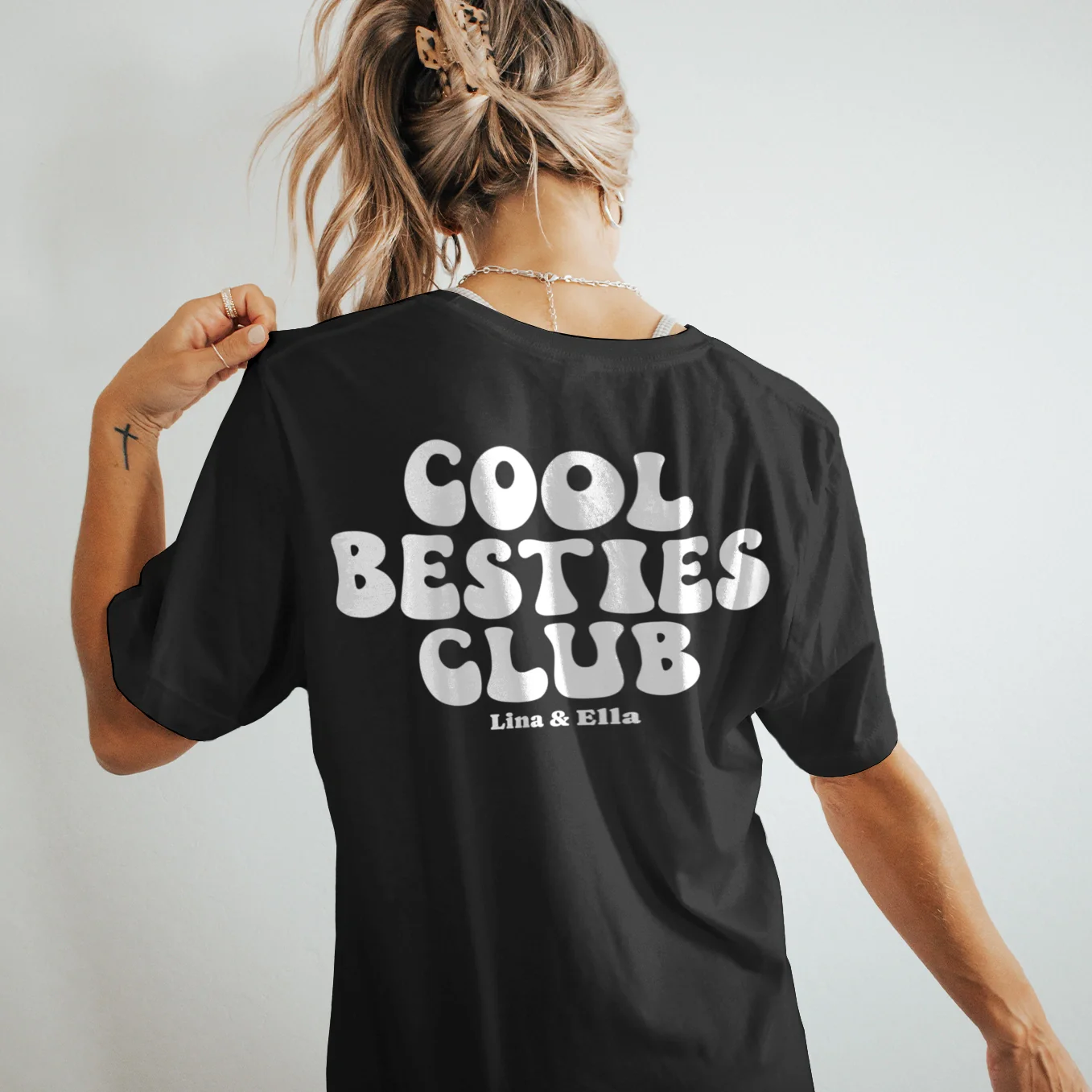 Personalized T-shirt "Cool Besties Club" - Image 3