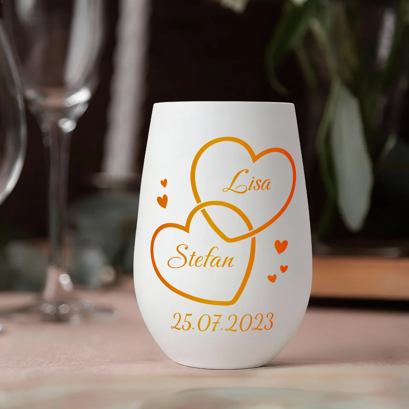 Personalisiertes Windlicht Weiß "Zwei Herzen” - Image 6