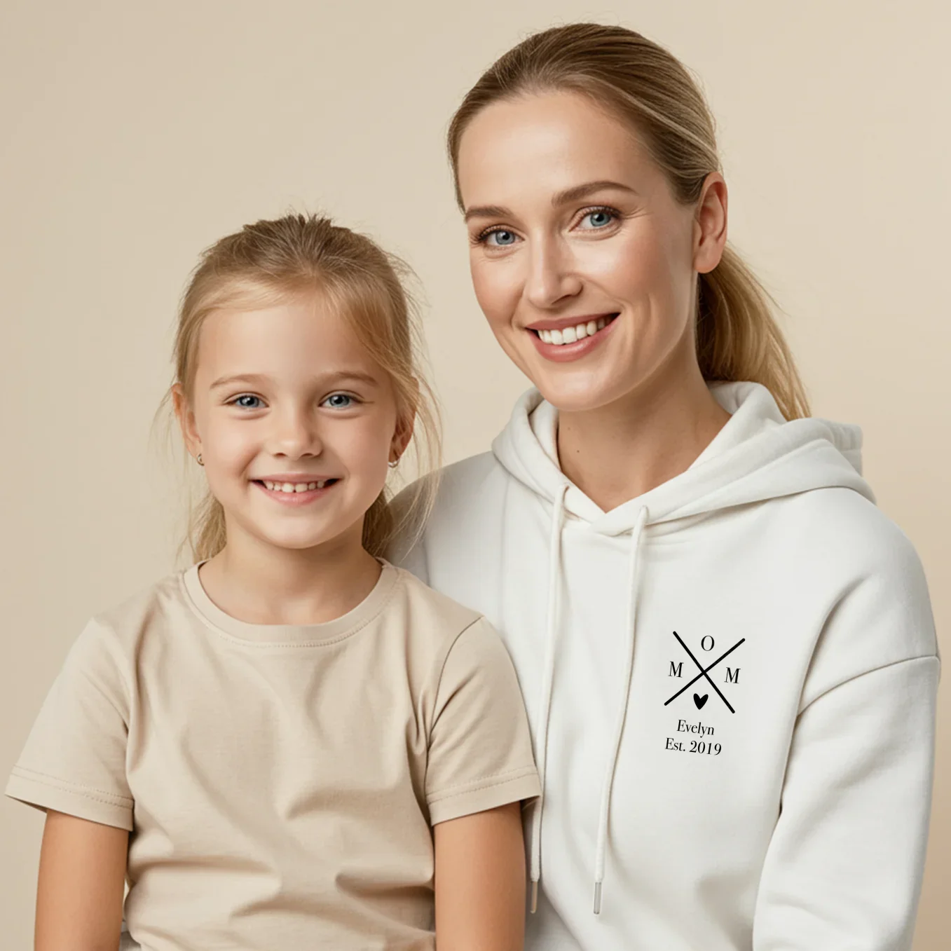 Personalized Hoodie "MOM" - Image 3