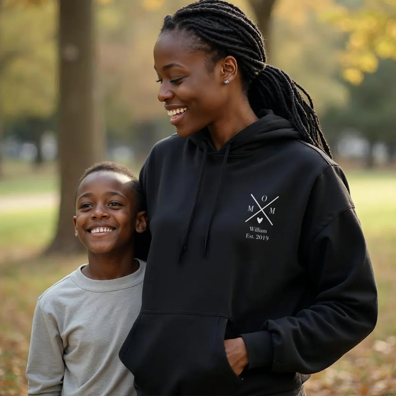 Personalized Hoodie "MOM" - Image 4